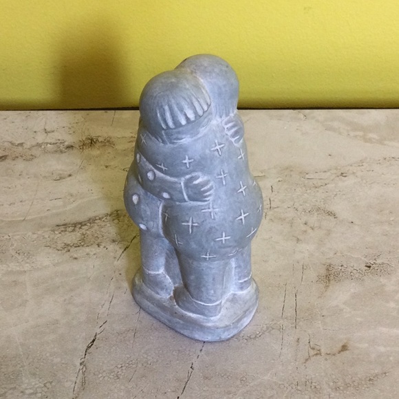 Isabel Bloom Other - FIRM FINAL Isabel Bloom 1999 Small Hugs figurine